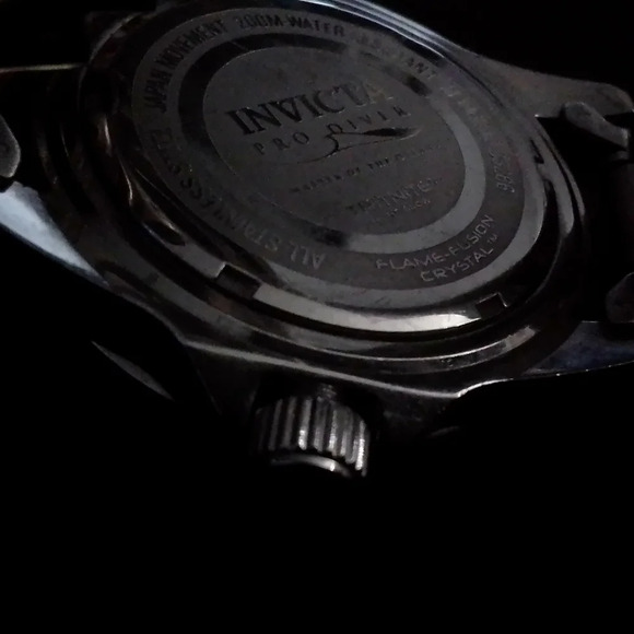 Invicta Pro Diver watch - Picture 3 of 4